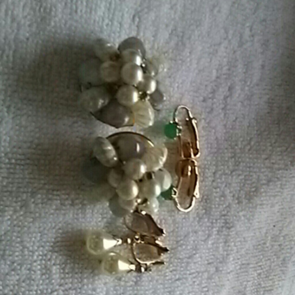 Three pairs of vintage clip on earrings